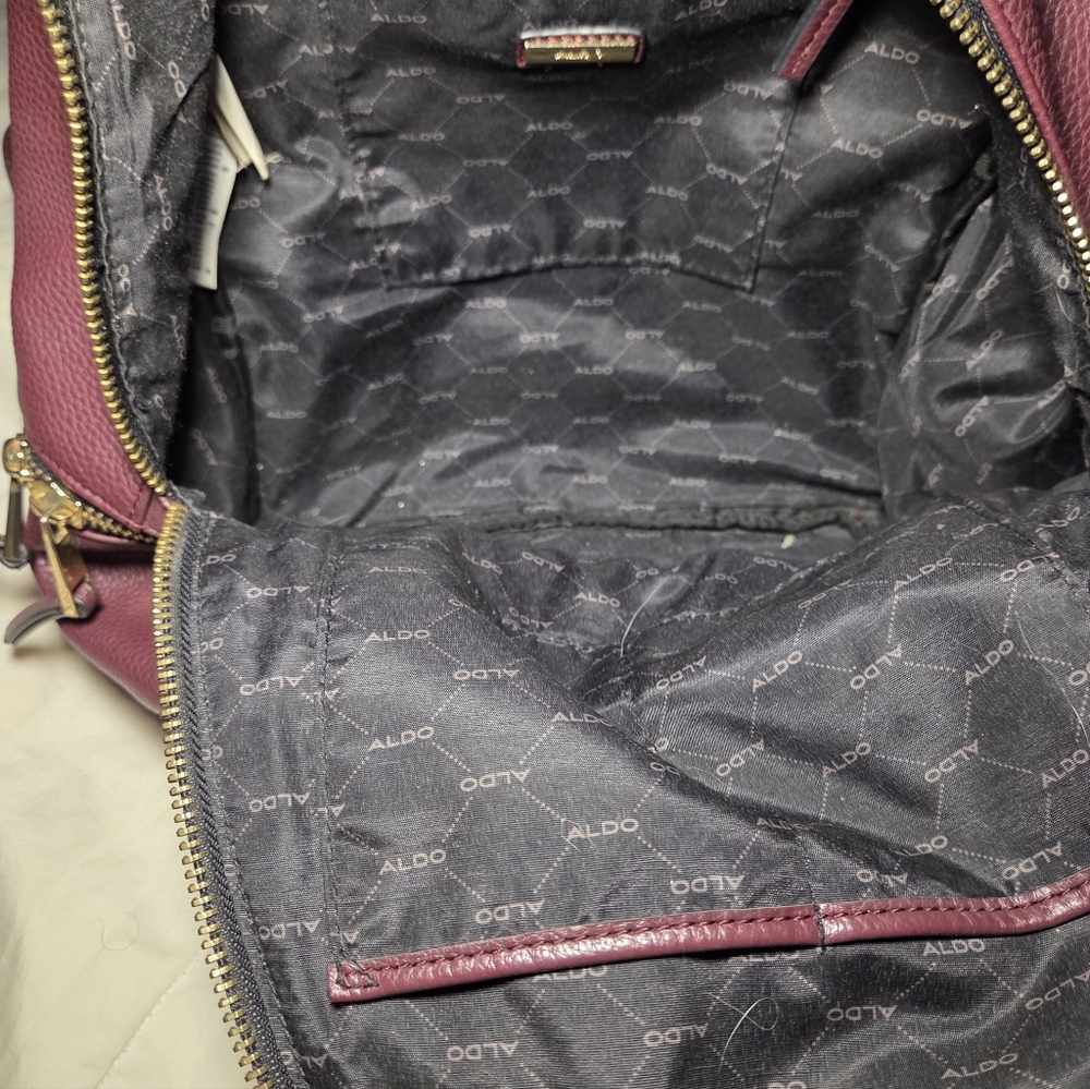 Aldo Bacpack CRASPEDIA-40 Color Burgundy, Good Condition - Picture 6 of 7